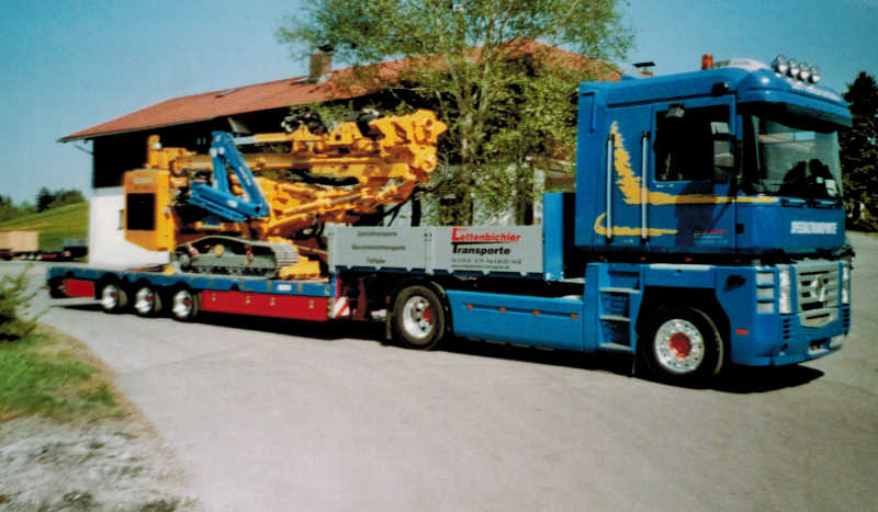 Baumaschinentransporte/ Transporte Lettenbichler GmbH